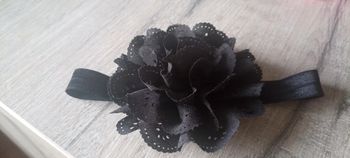 Bandeau grosse fleur noir