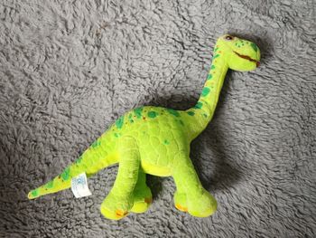 Peluche dinosaure