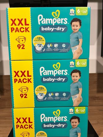 Pampers Baby-Dry 6 (276 couches)
