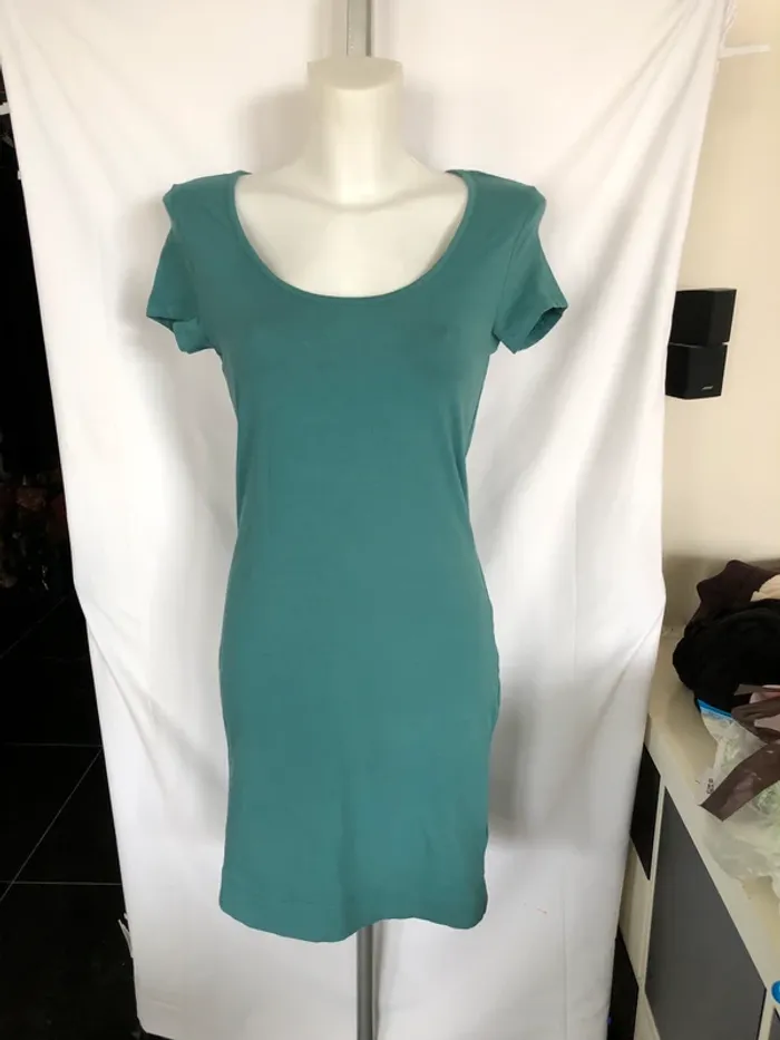 Robe turquoise à manches courtes H&M en coton taille 38 / M neuve avec étiquette. - photo numéro 4