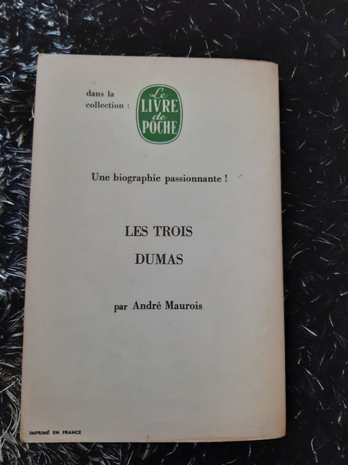 Vends livre - photo numéro 2