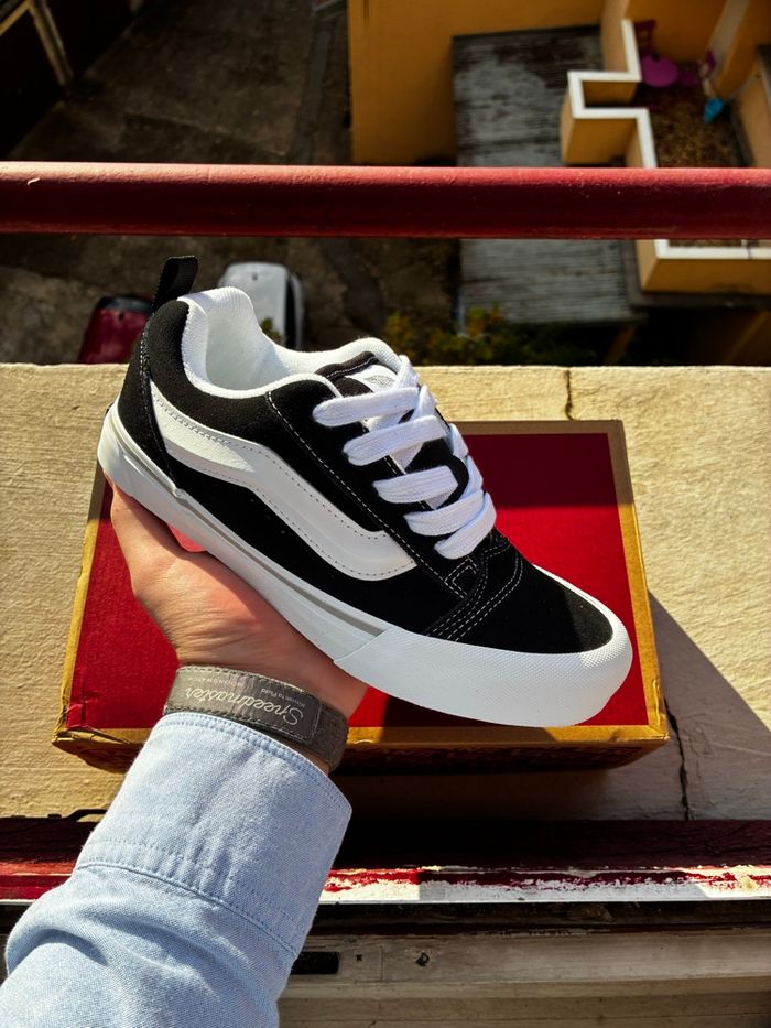 Vans Knu School Black White - Taille 37 - Neuves