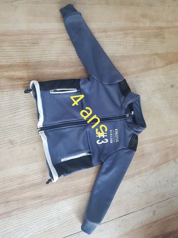 Veste jogging 4 ans