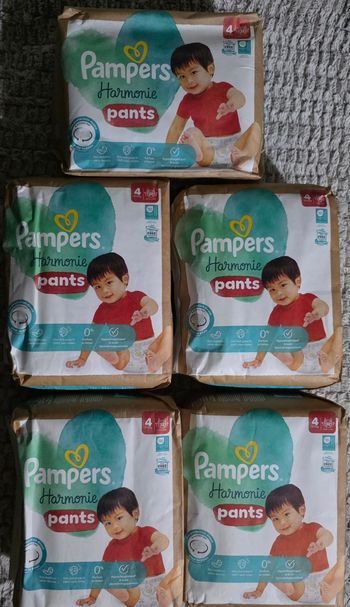 Couches Pampers Harmonie Pants taille 4x5