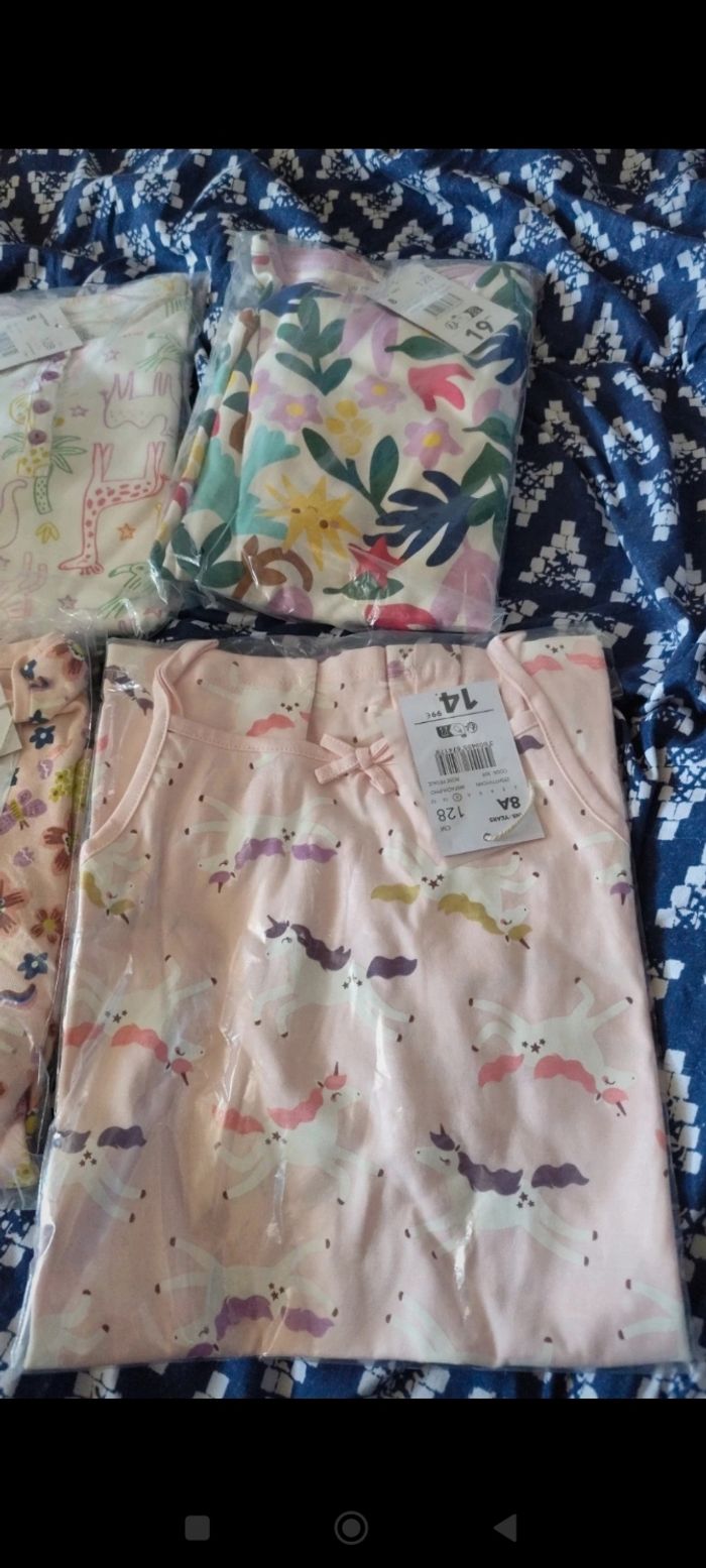 Lot de pyjamas neuf 8 ans fille - photo numéro 3