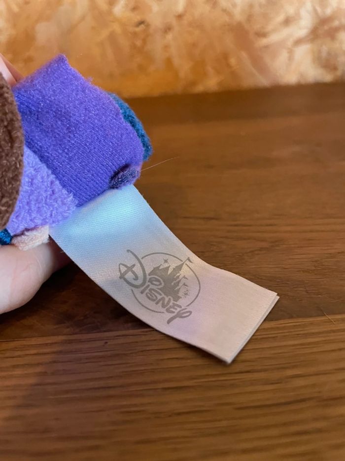 Tsum Tsum officiel Disney la reine Arianna dans Raiponce - photo numéro 8