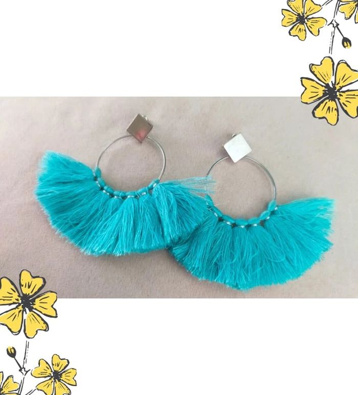 Boucles d’oreilles créoles turquoise à pompons - Collection Brume Bleue - photo numéro 3