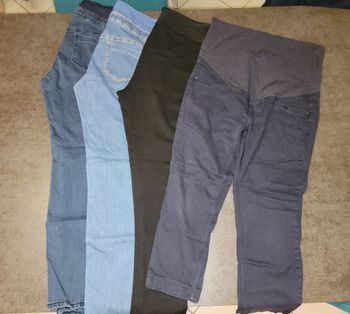 Lot 44/46 femme enceinte 