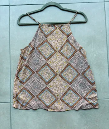 Magnifique top Pimkie à motifs neuf