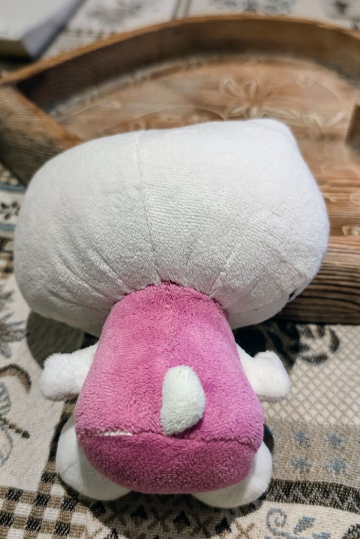Peluche 🧸 Hello 🌼 Kitty 💞🌈 - photo numéro 7