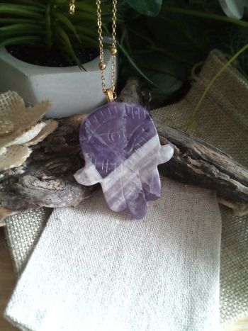 Collier sautoir pendentif main et oeil en pierre naturelle d'améthyste 💜