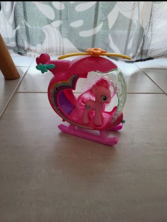 Little poney - photo numéro 1