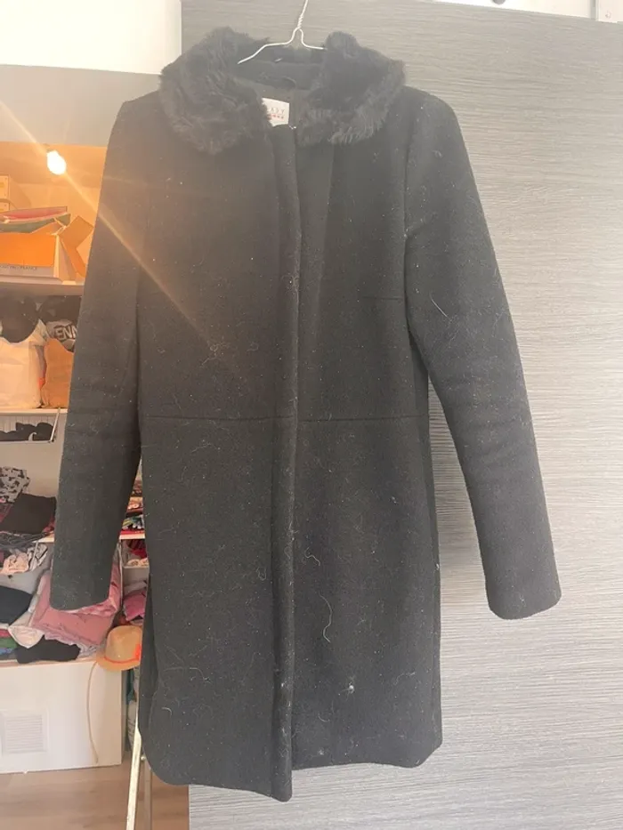 Manteau noir pailletté - photo numéro 2