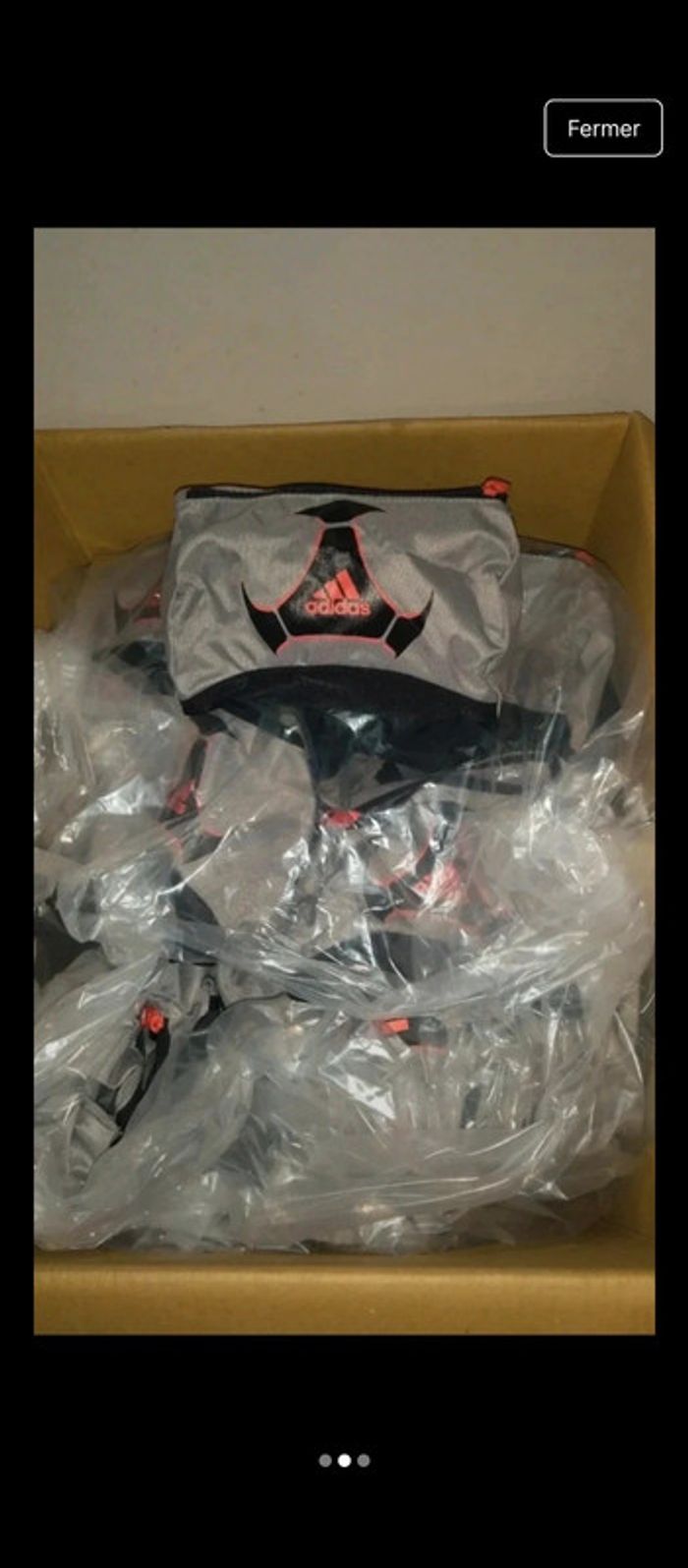 Lot de 100 trousse adidas sous licence - photo numéro 2