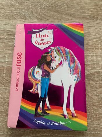 L’école des licornes Sophia et Rainbow