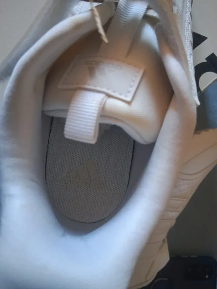 Baskettes adidas - photo numéro 2