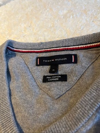 Pull gris Tommy Hilfiger