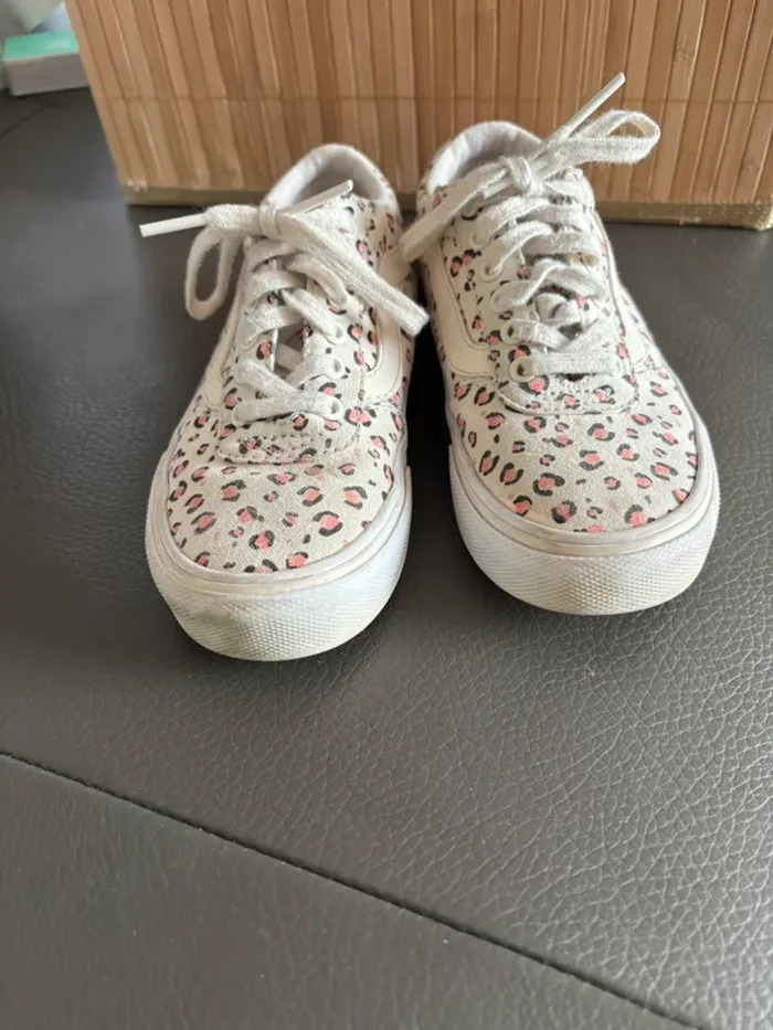 Paire de vans en toile pointure 30 - photo numéro 4