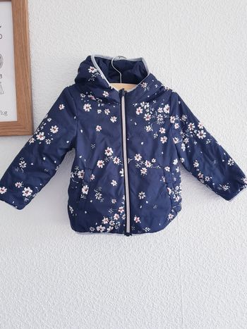 IKKS - Veste / doudoune légère avec capuche - Réversible - Bleu marine ou bleu marine avec fleurs