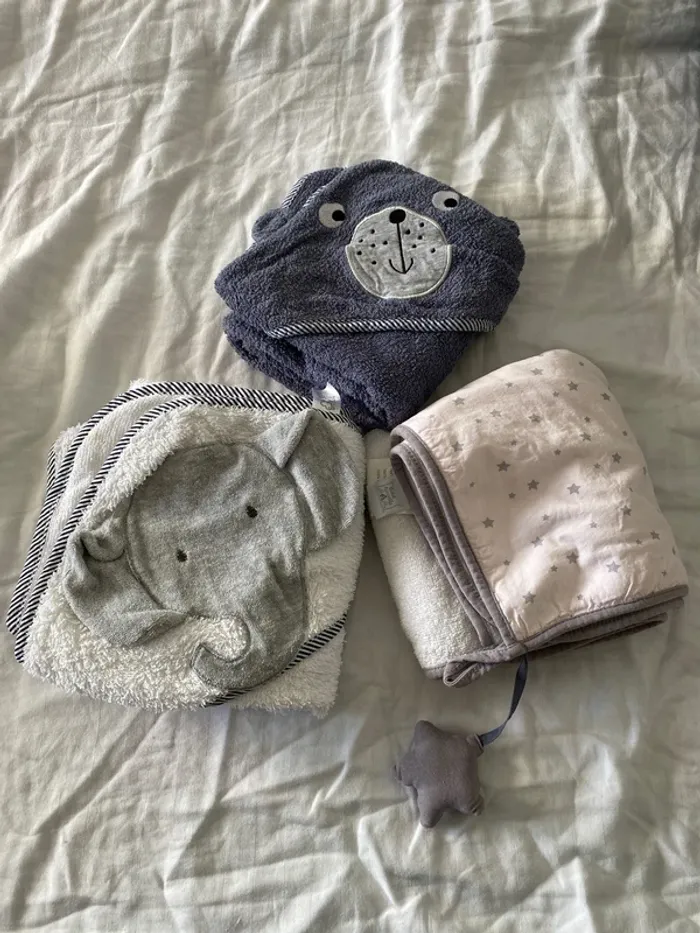 Lot de 3 capes de bain bébé /jeune enfant
