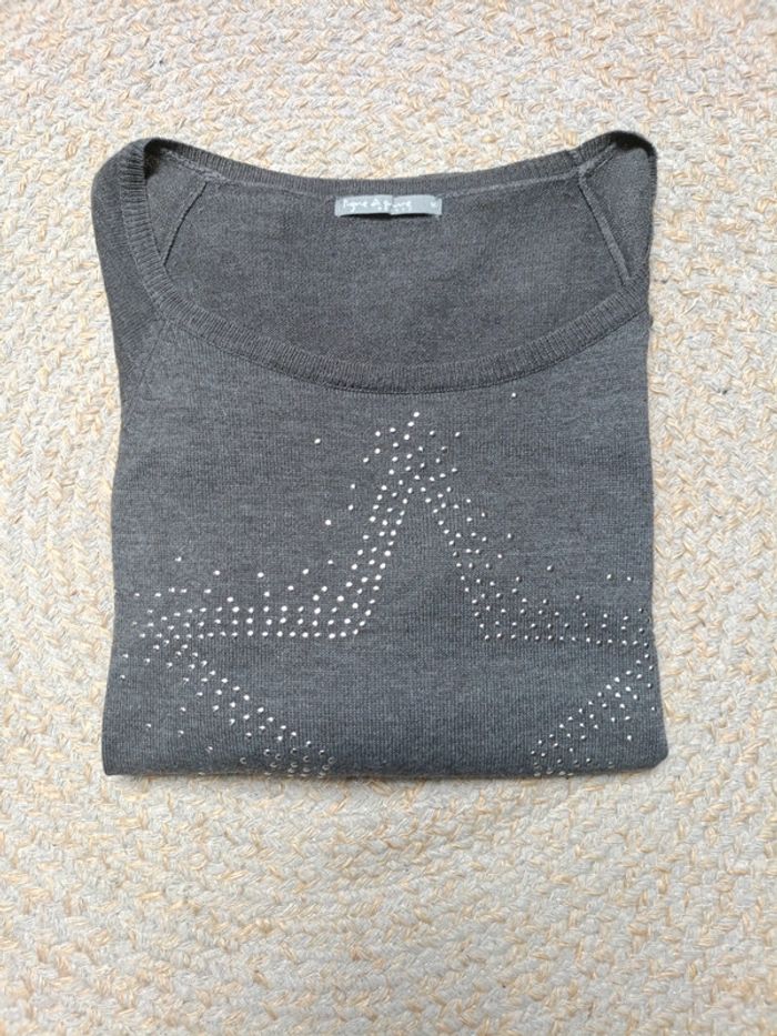 Pull gris 🌟 - photo numéro 3