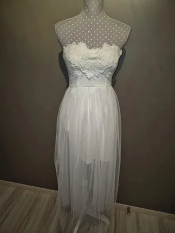 Robe bustier dentelle