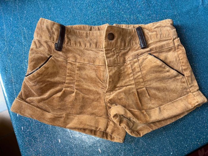 Short t 6 ans