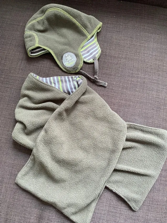 Bonnet et écharpe