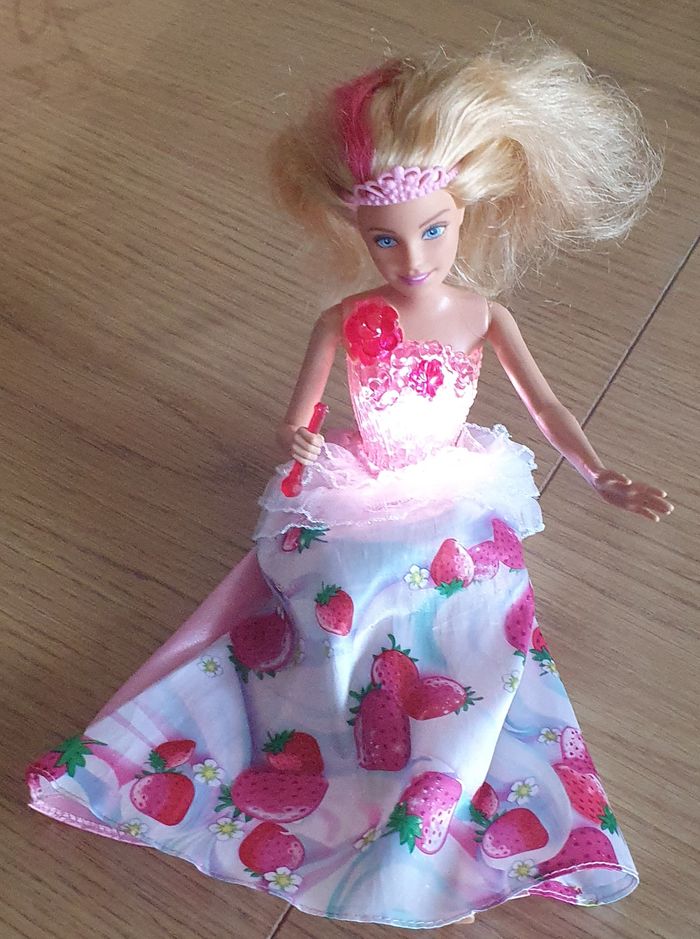 Barbie chanteuse - photo numéro 2