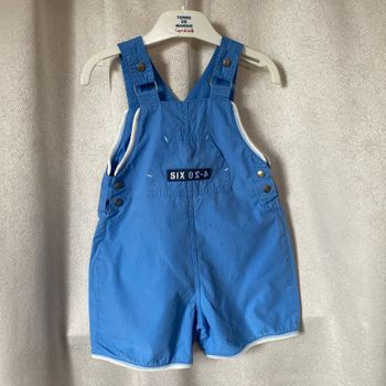 Salopette short bleu et blanc 23 mois DPAM
