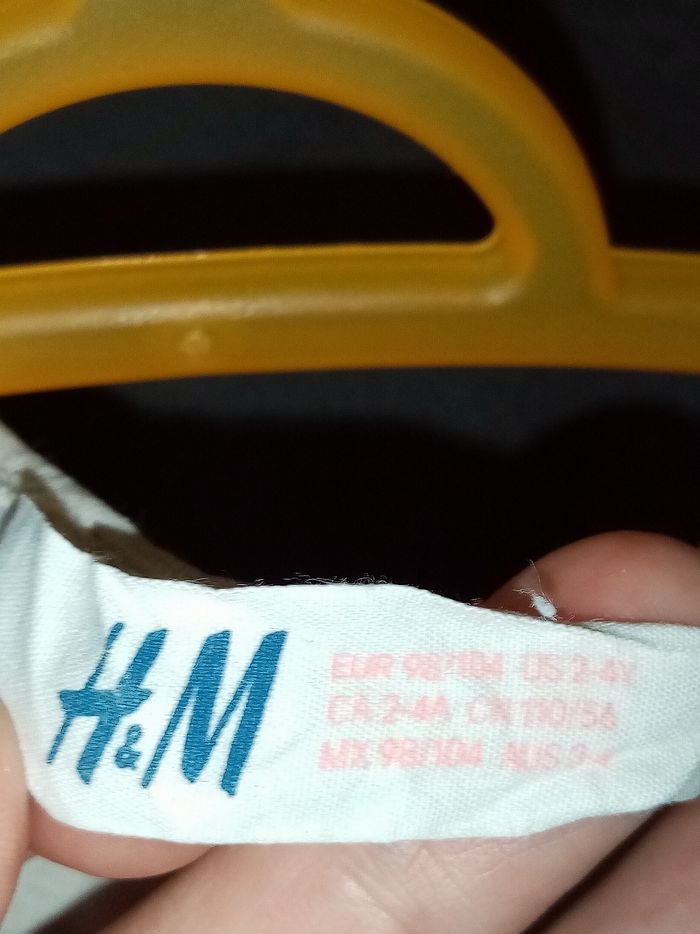 3 ans Ensemble 2 p tao, h&m Tee-shirt fleuri et jean bleu toutes saisons /Excellent état - photo numéro 7