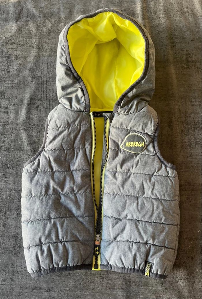 Lot vêtements garçon 24 mois - photo numéro 2