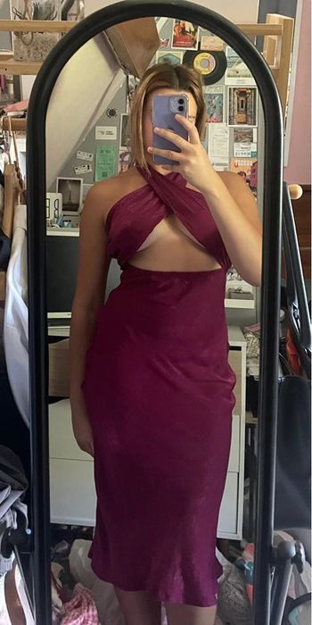 🩷 Robe nuisette satin magenta  – effet WOW garanti 🩷