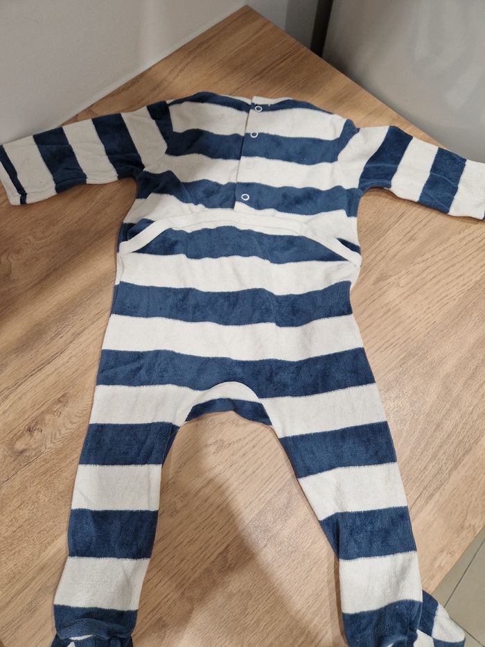 Pyjama 12 mois - photo numéro 3