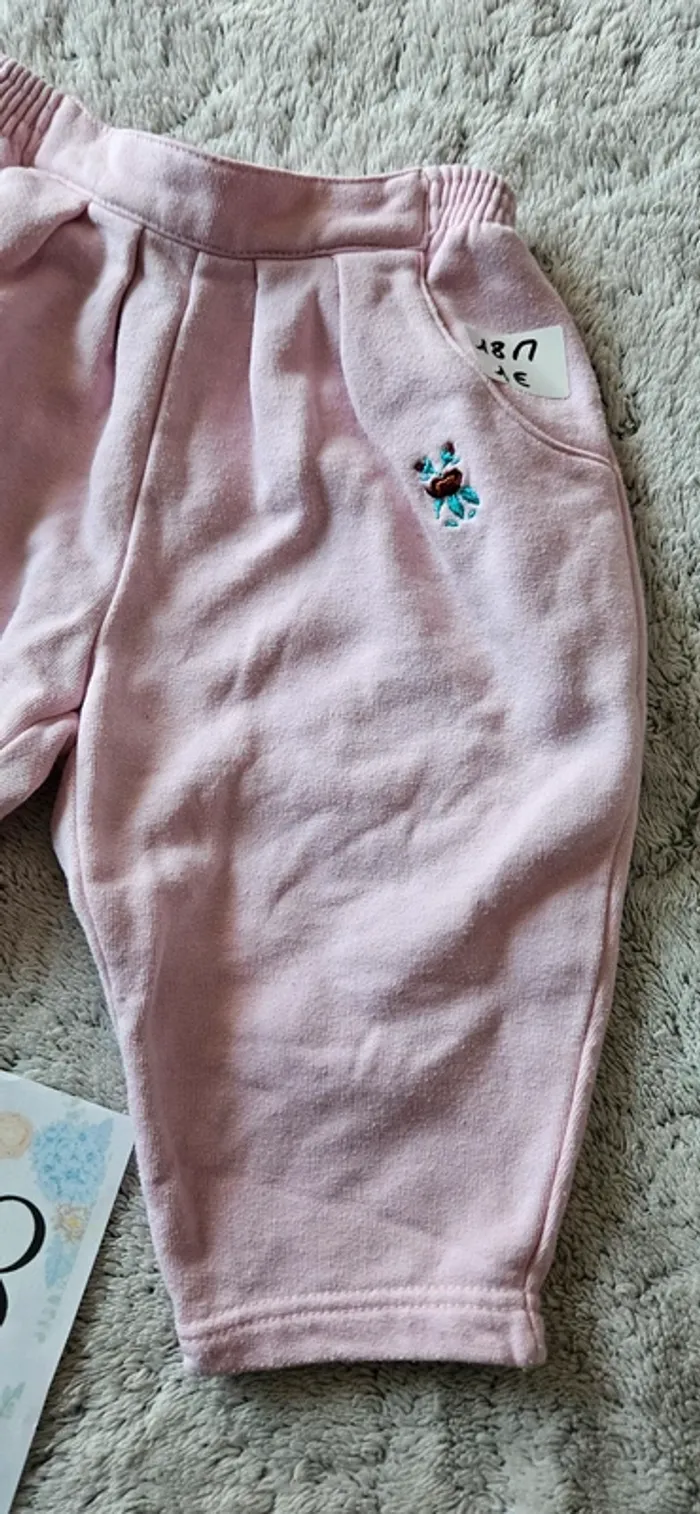 Pantalon fille 18 mois - photo numéro 3