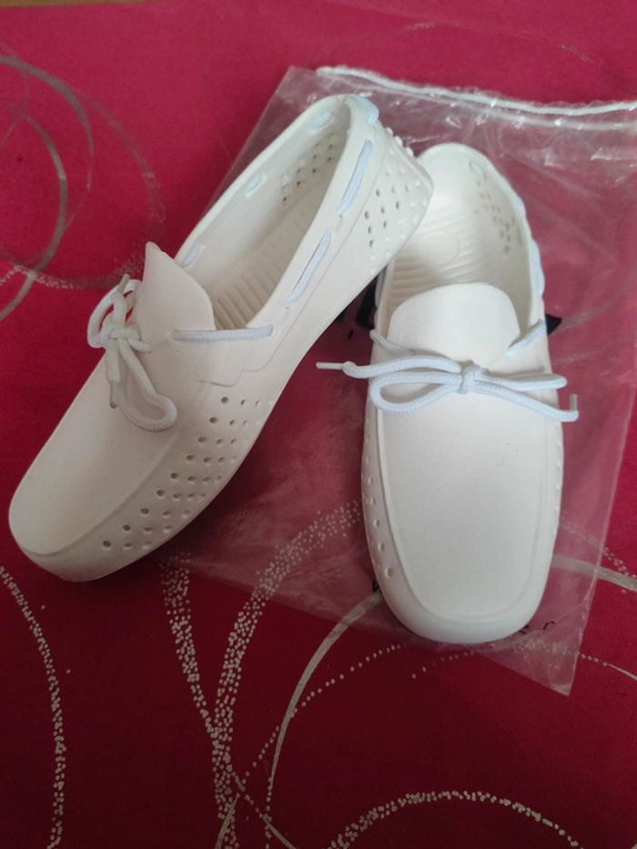 Chaussures neuves pointure 34 - photo numéro 6