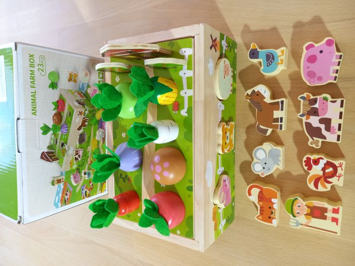 🐷 Jeu d'éveil et formes à encaster