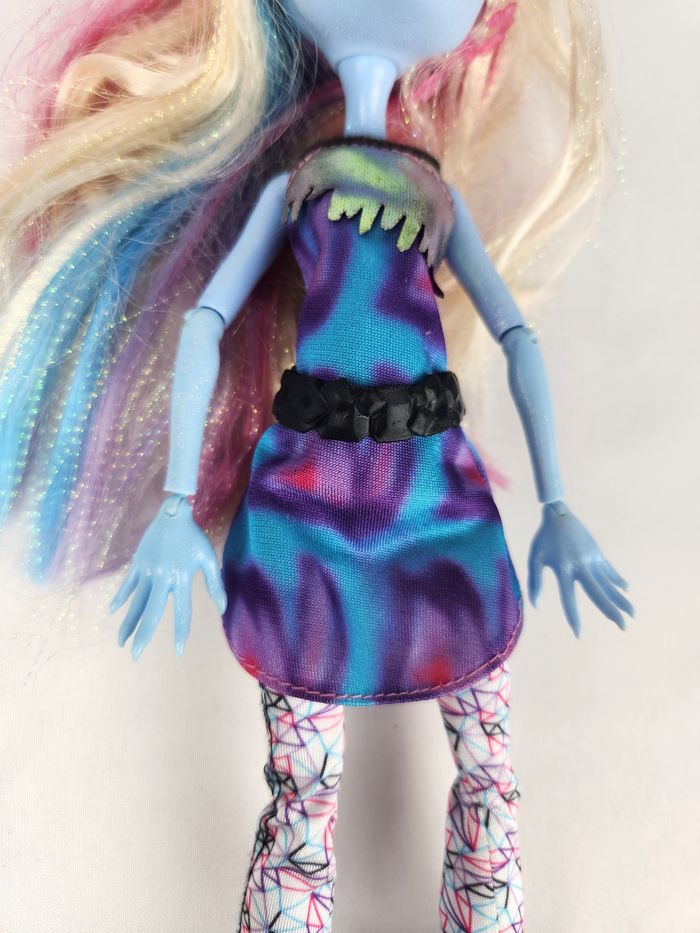 Poupée Monster High Abbey Bominable Rare - photo numéro 3
