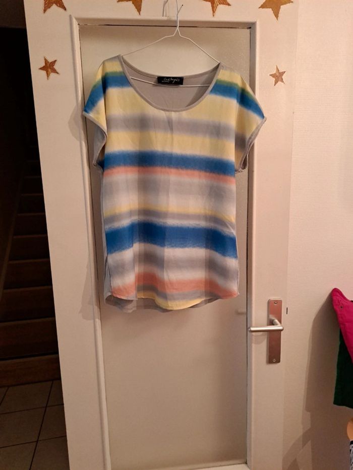 Tee-shirt arc en ciel 38/40