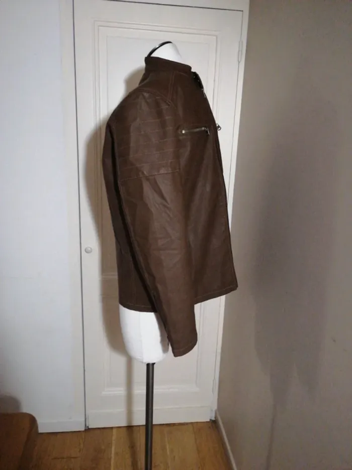 Blouson marron trappeur Taille M - photo numéro 5