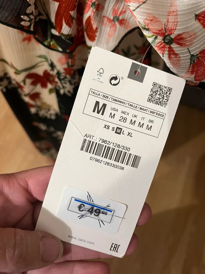 Superbe robe neuve Zara taille M - photo numéro 2