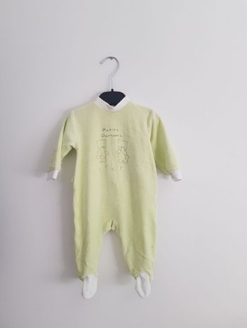 Pyjama en velours taille 3 mois