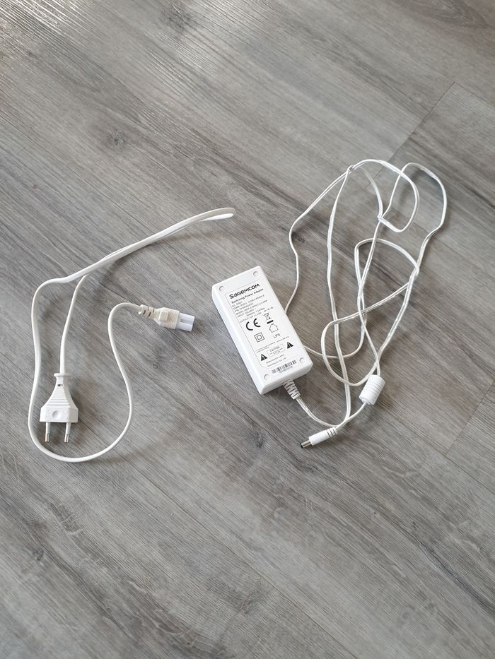 Chargeur d'ordinateur - photo numéro 2