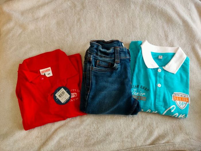 Lot de 3 vêtements - 4 ans