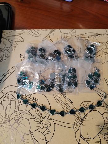 Lot de 10 bracelets coeur
