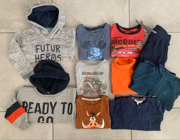 Lot 10 vêtements garçon 3 ans