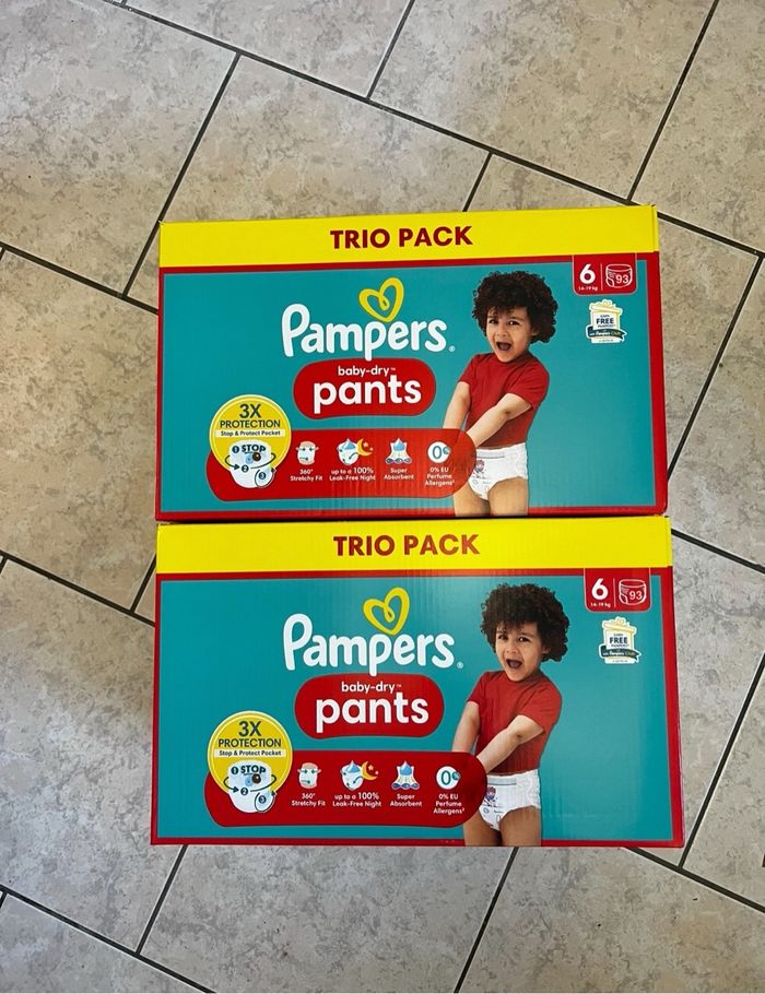 186 couches culotte taille 6 Pampers baby dry Pants
