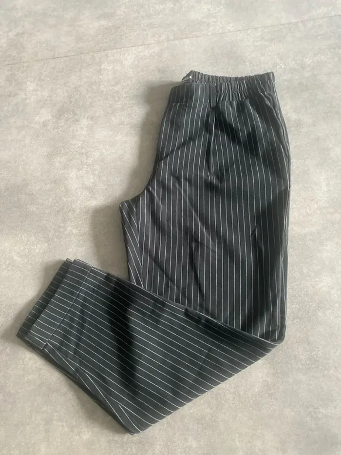 Pantalon - photo numéro 2