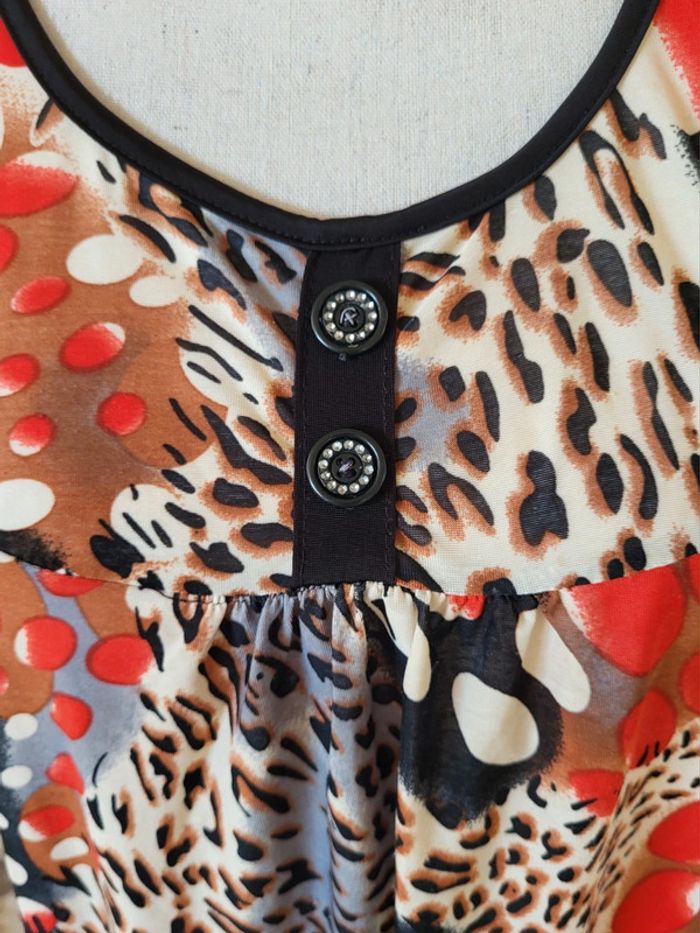 Tunique manches courtes à motifs rouge noir blanc et léopard Hong Hong Taille 46 - photo numéro 4