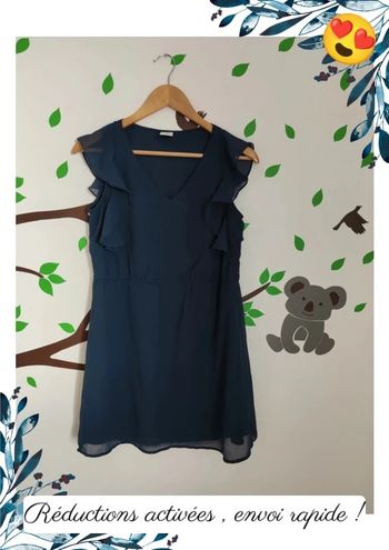 Belle robe bleu marine